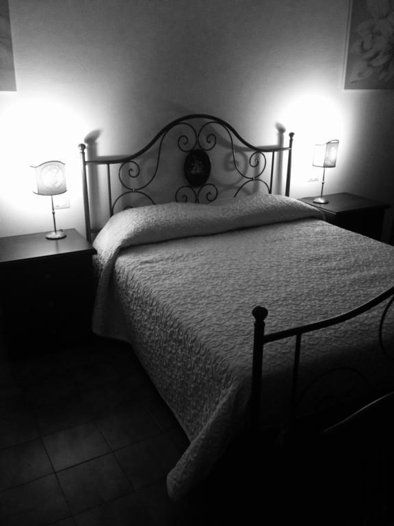 B&B La Dimora Del Capitano Fabriano Room photo